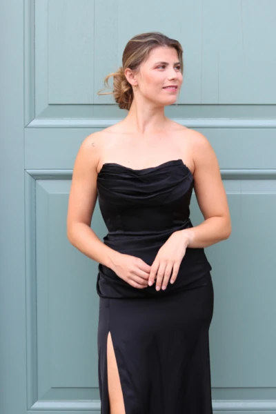 Alternative view of Elovi zwart