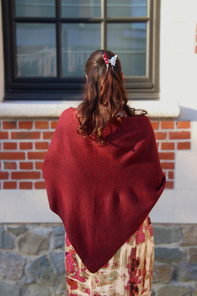 Alternative view of Umnia bordeaux