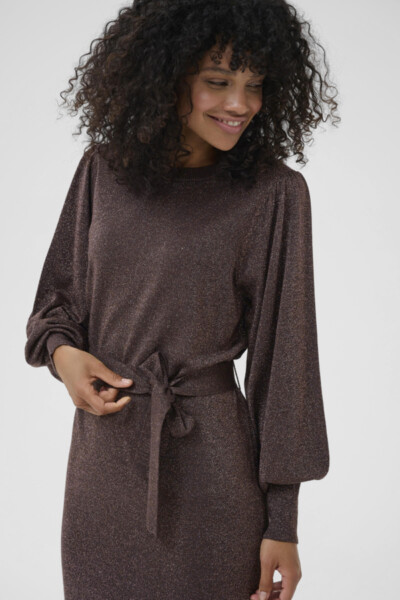 Alternative view of Kareginy bruin