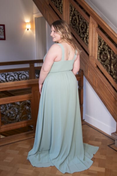 Alternative view of Elnora salie