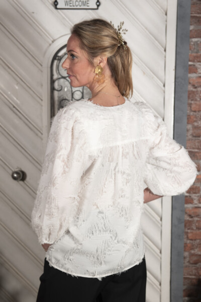 Alternative view of Kapiva