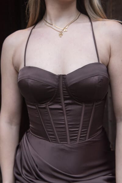 Alternative view of Adeline bruin