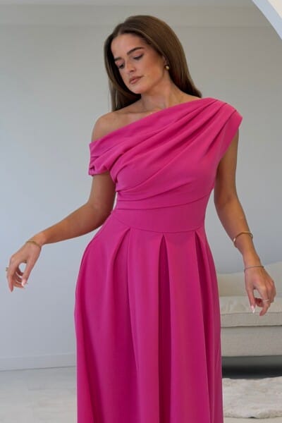 Alternative view of Kessie fuchsia
